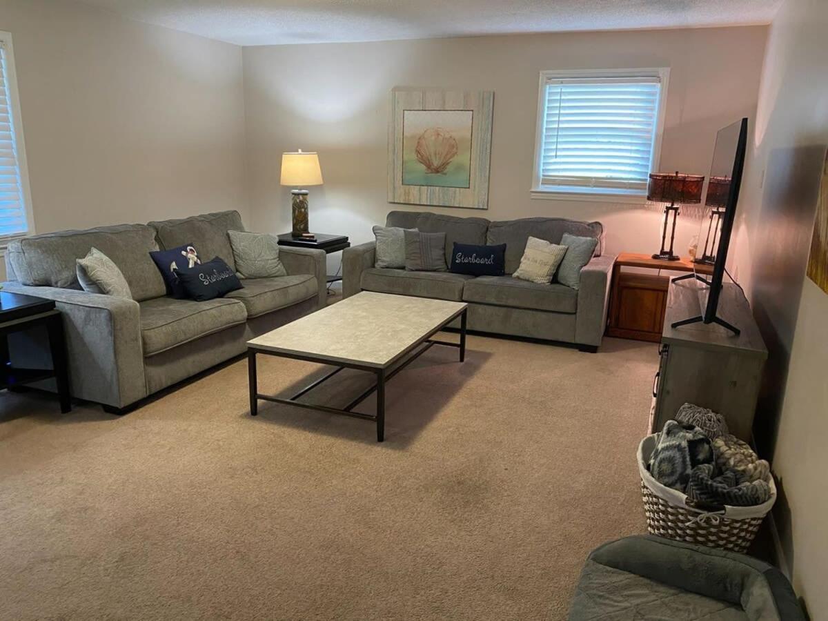 2Br Pet Friendly Home In Sneads Ferry With Parking Extérieur photo