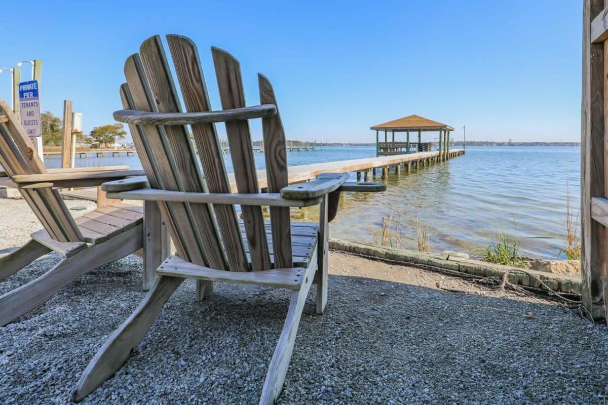 2Br Pet Friendly Home In Sneads Ferry With Parking Extérieur photo