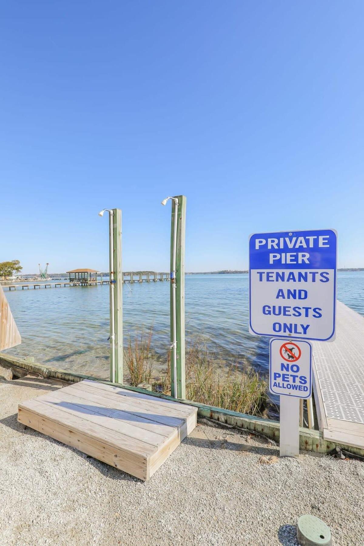 2Br Pet Friendly Home In Sneads Ferry With Parking Extérieur photo